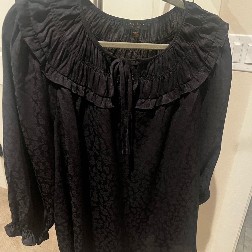 Current Air Black Patterned Top